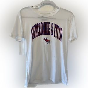 Abercrombie & Fitch Men’s Short Sleeve Tee. Size S. Color White.